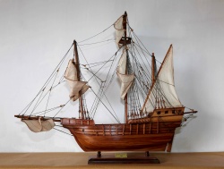 ship_model_-_santamaria_1480_-_trsors_de_la_marine